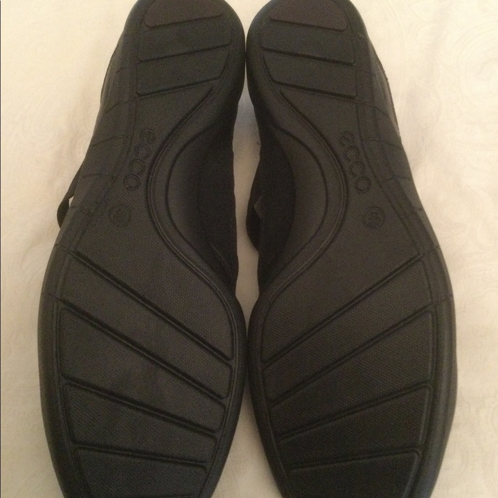 NIB Ecco Bluma slip on black size 40. - Picture 7 of 7
